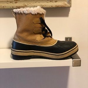Sorel Winter Boots Size 8